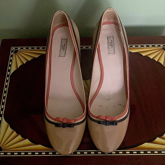 Prada Heels - Picture 1 of 2